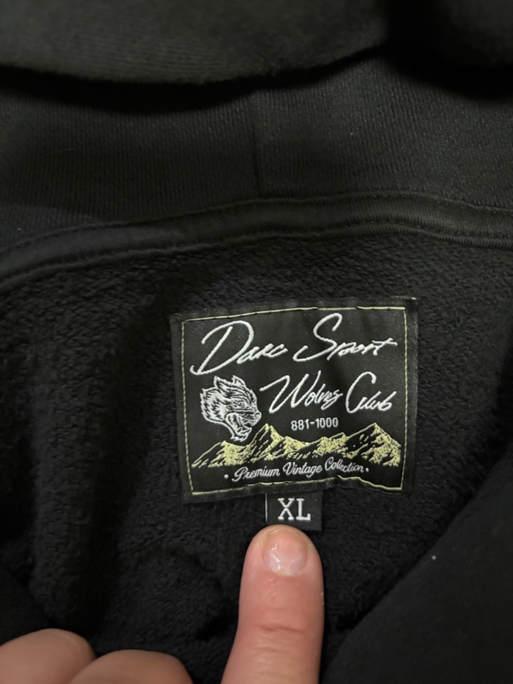 Darc Sport Black Wolves Hoodie Size: XL NWT - Picture 3 of 4